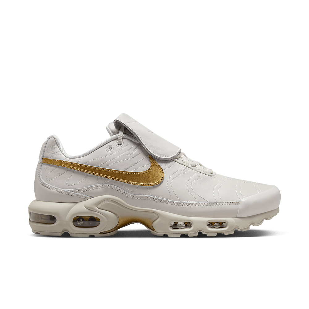 Nike Air Max Plus Tiempo Metallic Gold