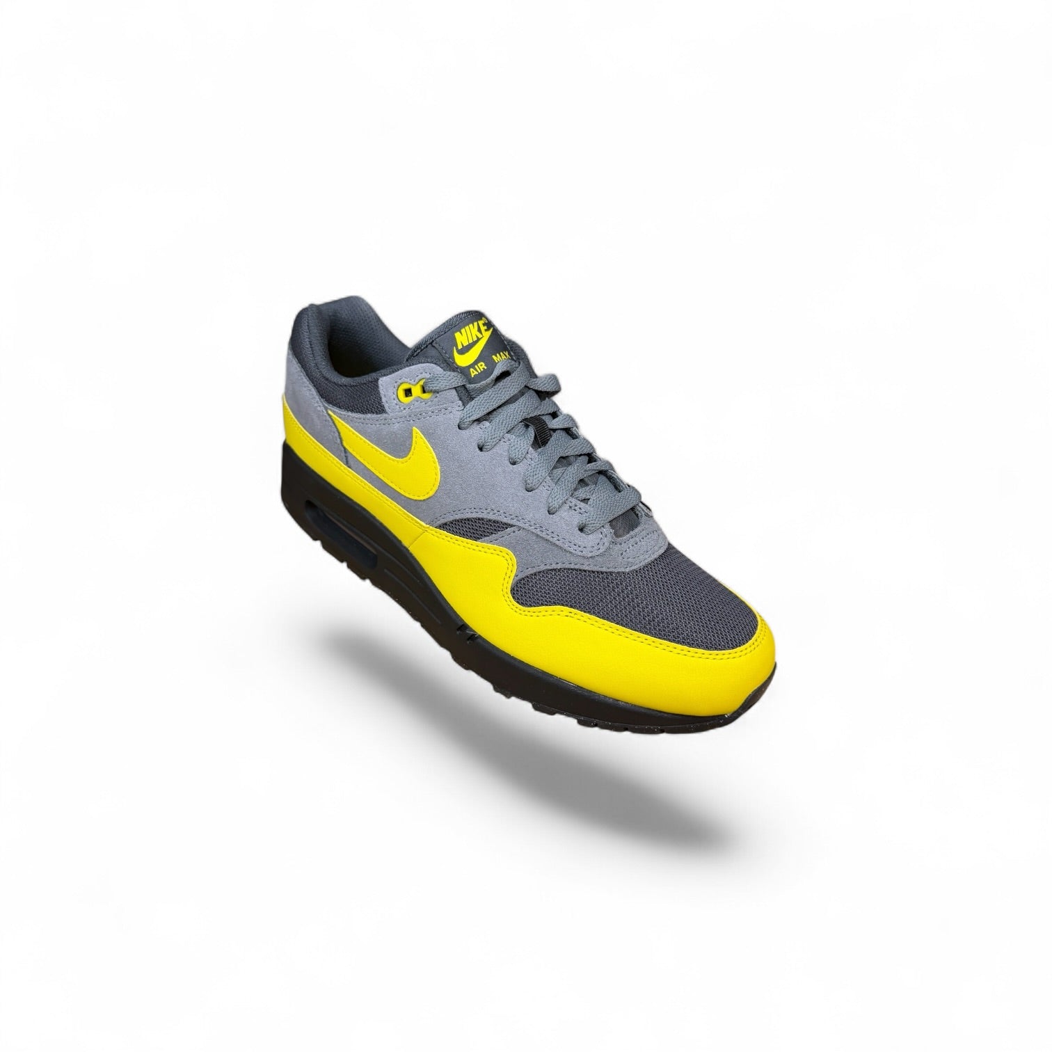 Nike Air Max 1 Batman 2.0